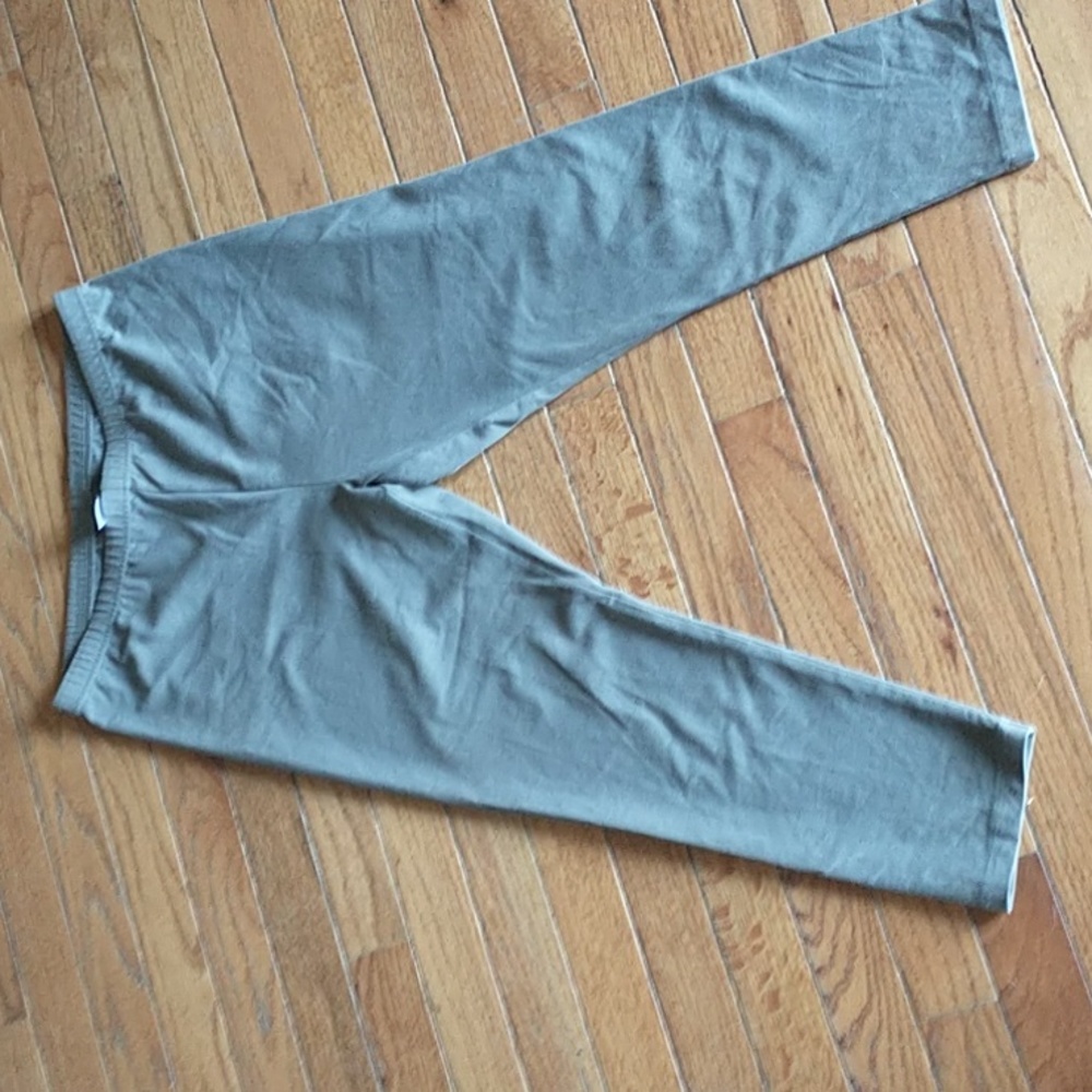 Nwot j Jill light green Capri leggings